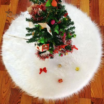 Nicht gewebter Baumrock, weicher, angenehm zu berührender Stoff, Weihnachten, exquisiter visueller Effekt, Baumrock-Basis
