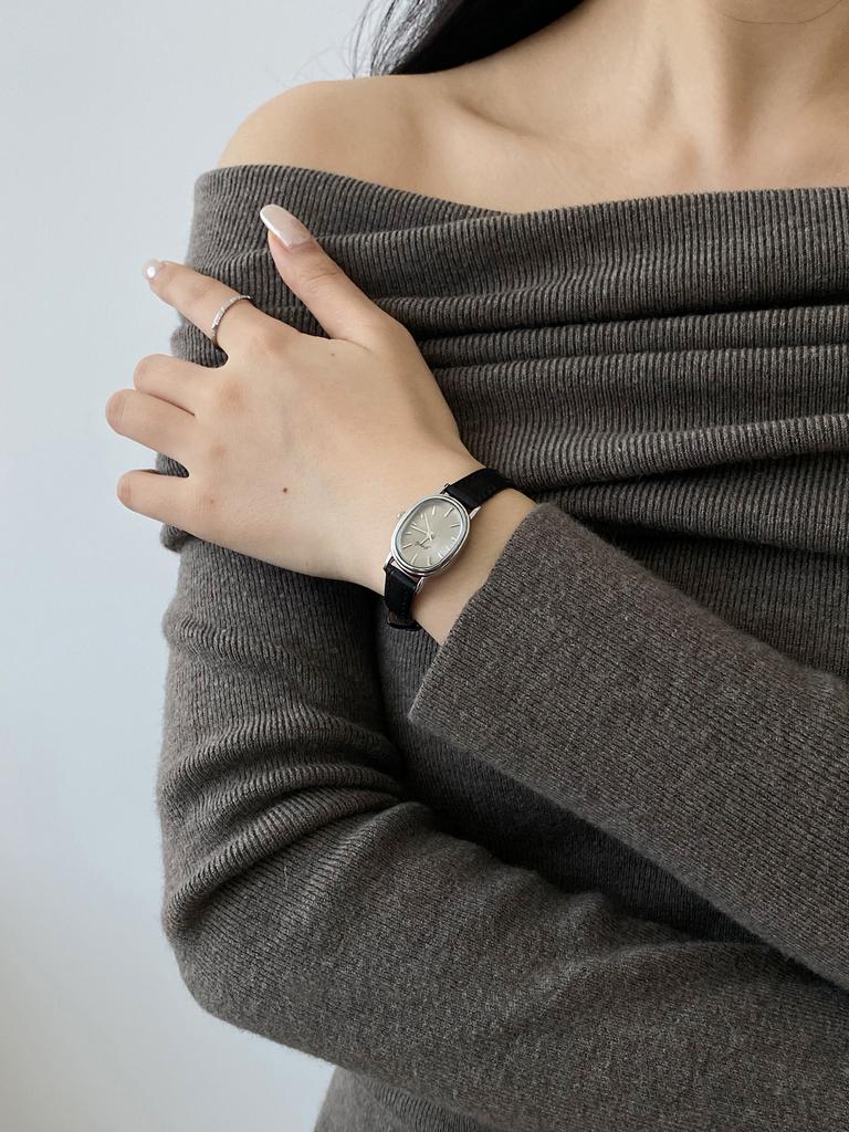 Fashion Retro Brands Watch for Women, Black Gray Oval Small Dial, High-end Commuting Leather Quartz Ladies Watches Gift