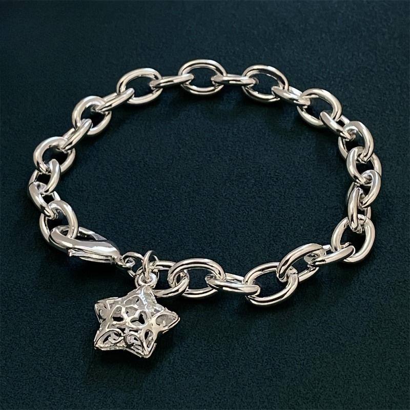 Simple and Fashionable Patterned Hollow Star Bracelet, Versatile Accessory for All Seasons, Suitable for All Occasions, A Thoughtful Gift for Women