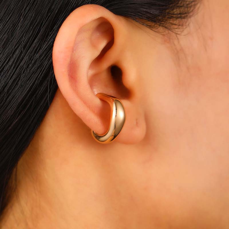 Fashion Metal C-Shaped Chunky Ear Clip Earrings for Women Men Simple Gold Color Non-Piercing Ear Cuff Earrings Jewelry Gifts