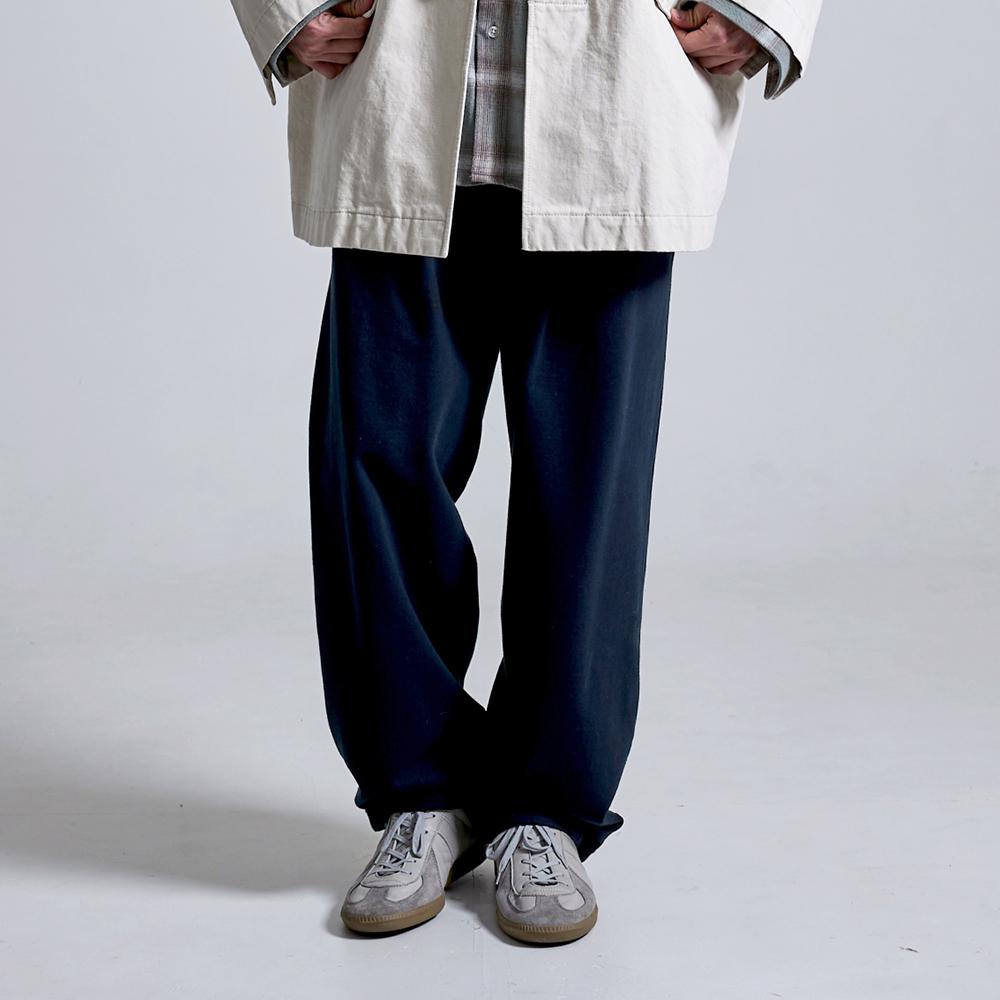 LAB12 One-Pleat String Wide Sweatpants (Navy)