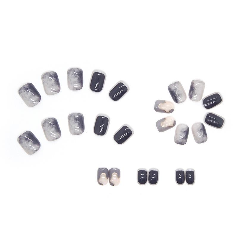 24 Pcs Winter Glacier Blue Gradual Change Smudge Wear Armor Simple Sweet Cool Ins Wind White Fake Nails