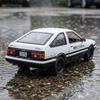 Initial D 1:18 Toyota Ae86 Trueno Sprinter Corolla Sportovní Sedan Slitina Závodní Auto Model Diecast Sportovní Auto Model Simulace Dárky