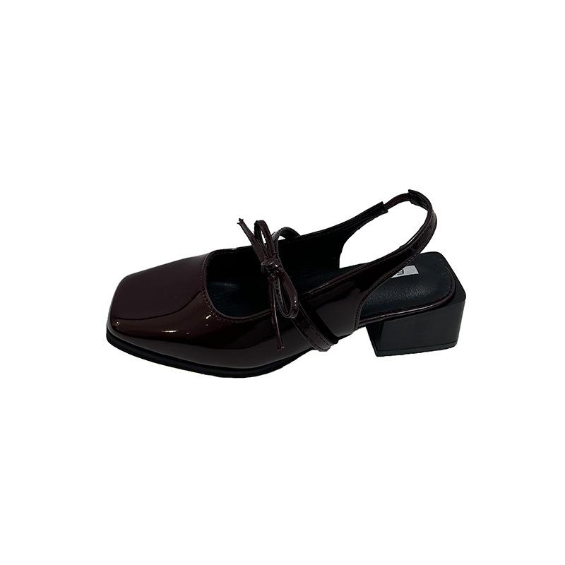 Retro square head thick heel Mary Jane shoes girl 2025 new summer versatile fairy style bag head sandals