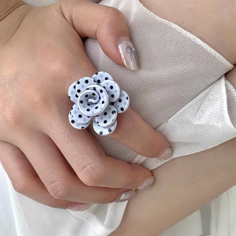 Anelli Multi-Strato 3D Floreali Retrò per Donna Moda Pois Neri Stampa Leopardata Anelli con Apertura a Fiore Gioielli Personalizzati Regalo