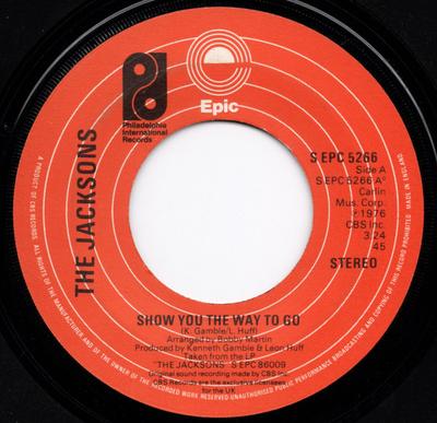 7inch Record JACKSONS - Show You The Way To Go SEPC5266 Epic, Philadelp UK Soul/Funk Used