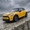1:18 BMW MINI Cooper S F56 Luxury Sports Hatchback Alloy Metal Diecast Model Car Home Trendy & Desktop Display Birthday Ornament