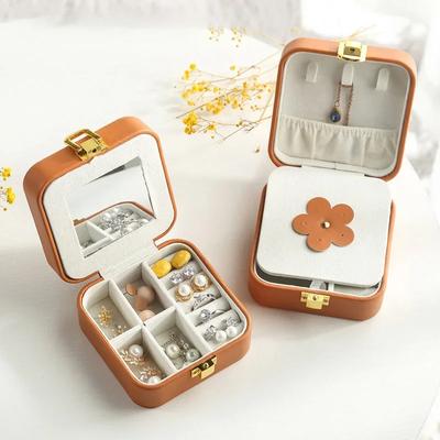 Tragbare Schmuckaufbewahrungsbox mit PU-Leder, doppelter Schicht und Spiegel, für Ohrringe, Ringe, Make-up