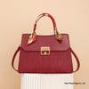 Red Women's Crossbody Handbag - Perfect Mom & Wedding Gift for Ladies, Ideal for Banquets & Birthdays