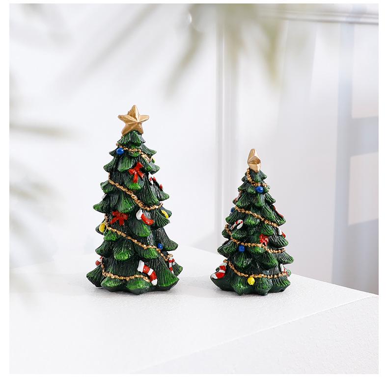 European Style Mini Christmas Tree Resin Ornament – Desktop Party Decoration