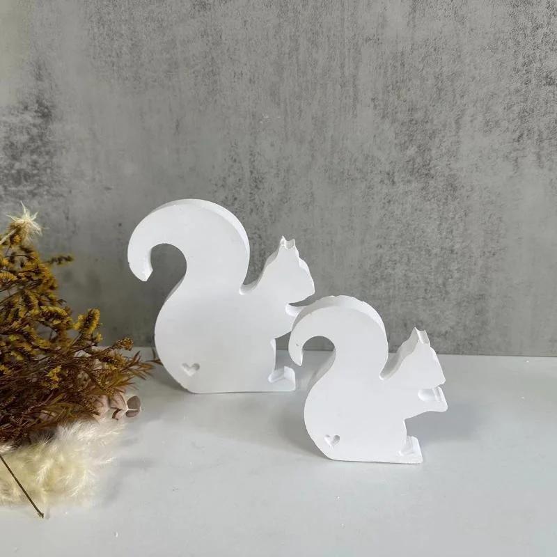 3D DIY Cute Squirrel Silicone Candle Mold Animal Squirrel Soy Wax Silicone Mold Animal Plaster Resin Mold Home Decoration