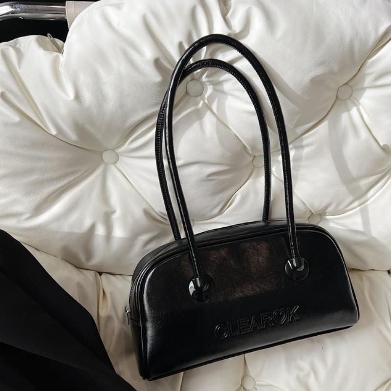 IELGY Boston Bag Large Capacity Autumn Winter Retro One-Shoulder Underarm Commuter Pillow Bag