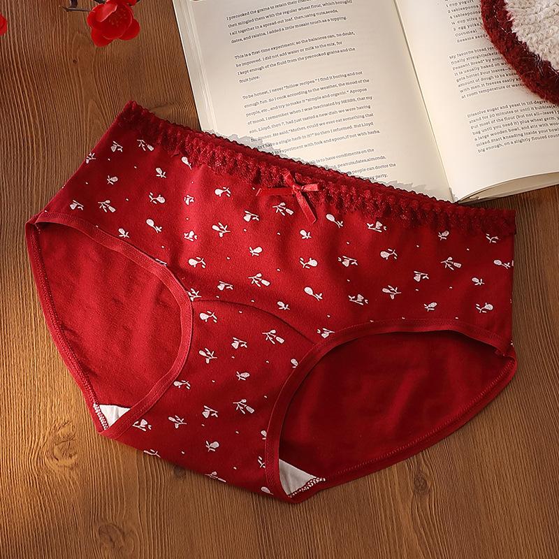 Women's Spring and Summer Print Benming Year Red 10A Bacteriostatic Extended Middle Waist Triangle Briefs