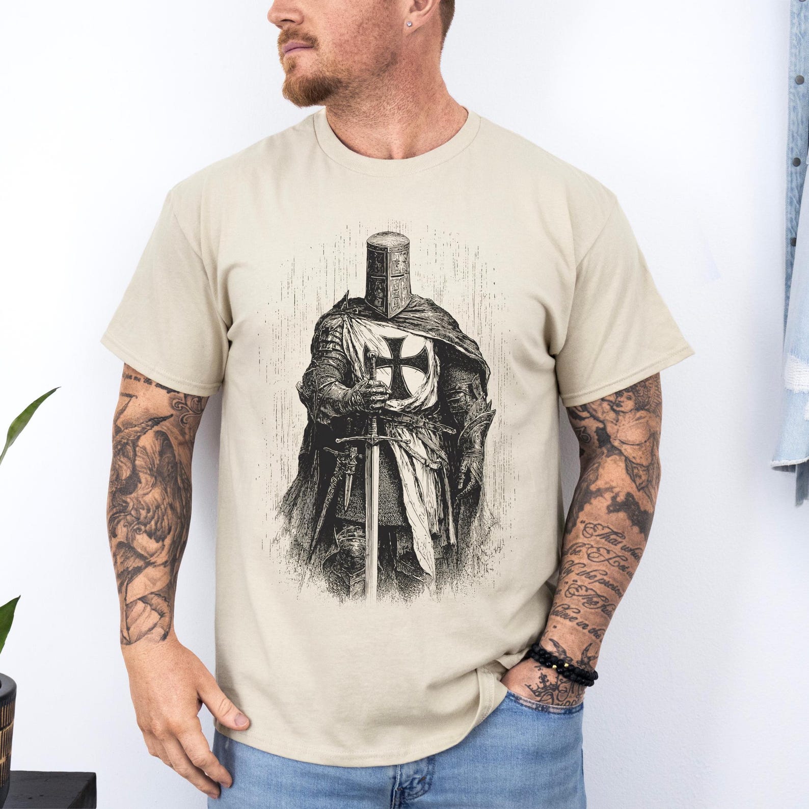 Templar Knight Shirt: Medieval Crusader T Shirt | Knight Warrior Tee | Gothic Medieval Armor Shirt | Middle Ages History Lover Gift 4XL