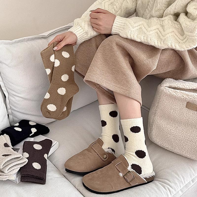 Women's Autumn and Winter Thickened and Velvet Warm Wool Ring Polka Dot Wool Tube Socks