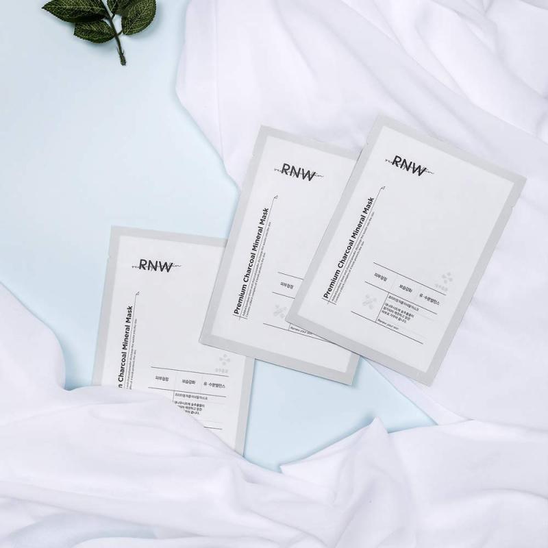RNW Premium Charcoal Mineral Mask - 1pack (10pcs)