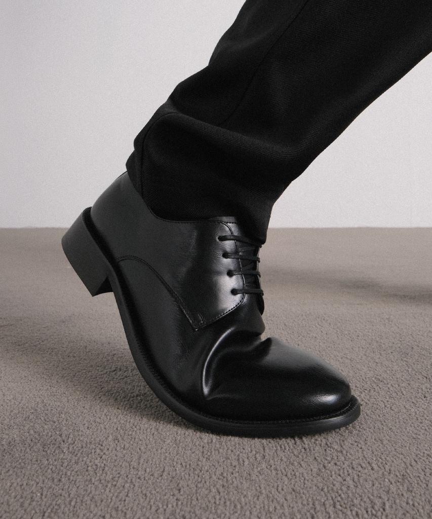 6Ft Creaze Derby (Black)
