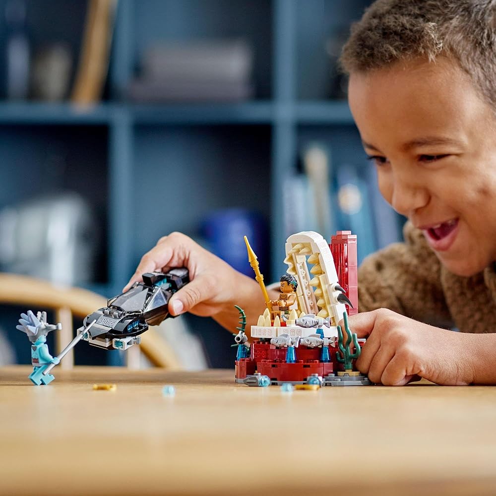 LEGO Super Heroes Marvel Namor's Throne Room 76213 Building Blocks Toy for Boys Age 7 and Up