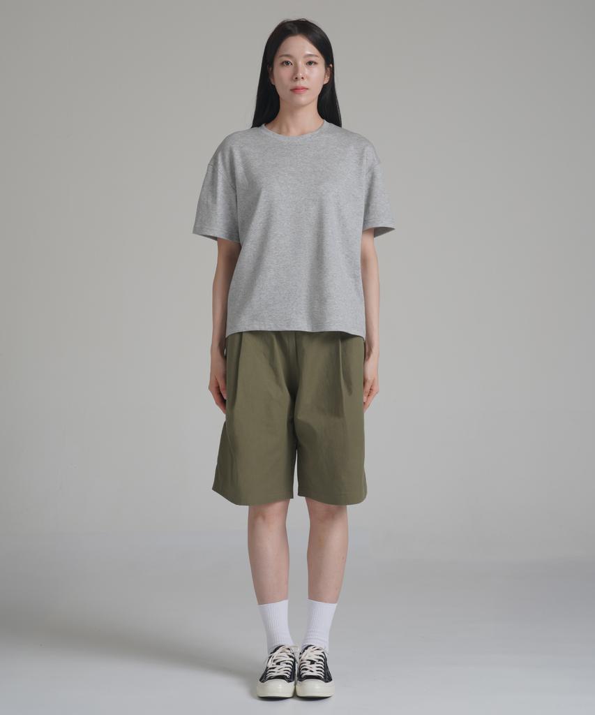 Noming Chino Single-Pleat Strap Wide Bermuda Shorts - Khaki