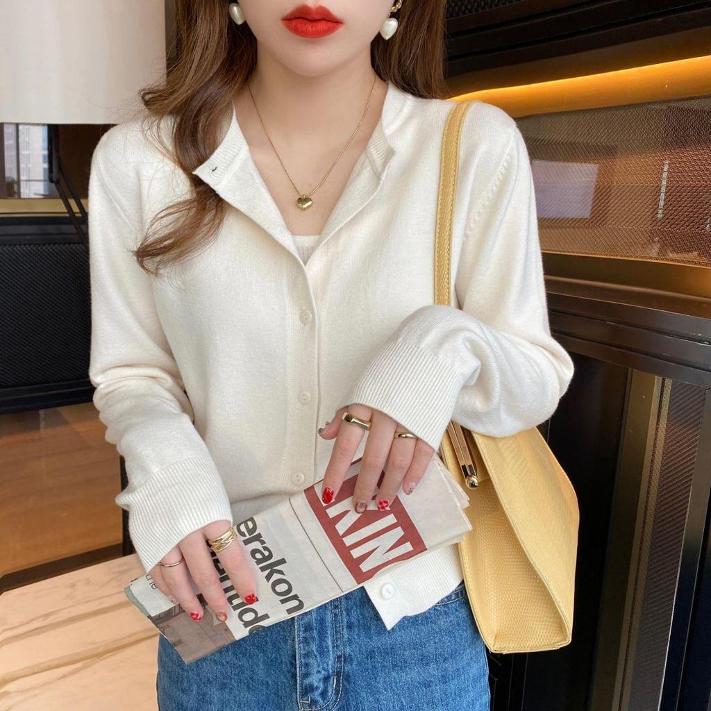 Spring & Autumn 2025 Solid Color Round Neck Slimming Knit Cardigan - Versatile Korean Style Long Sleeve Women's Top