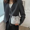 Kadın Moda Elmas Taklidi Kova Çanta Retro Inci Zincir Bayanlar omuz çantaları Parlak Küçük Crossbody Çanta Kadın Çanta