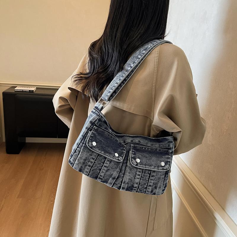 Women's Messenger Bag Large Capacity Messenger Bag Vintage Denim Bag