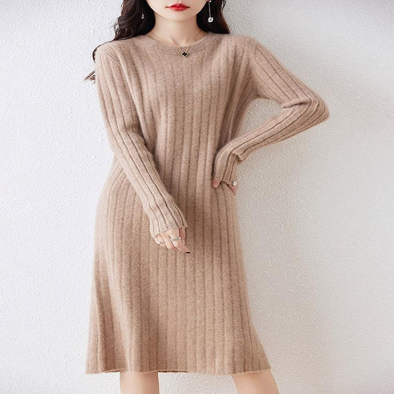 New dress women's autumn and winter long knee sweater skirt slim crew neck knitted bottoming skirt