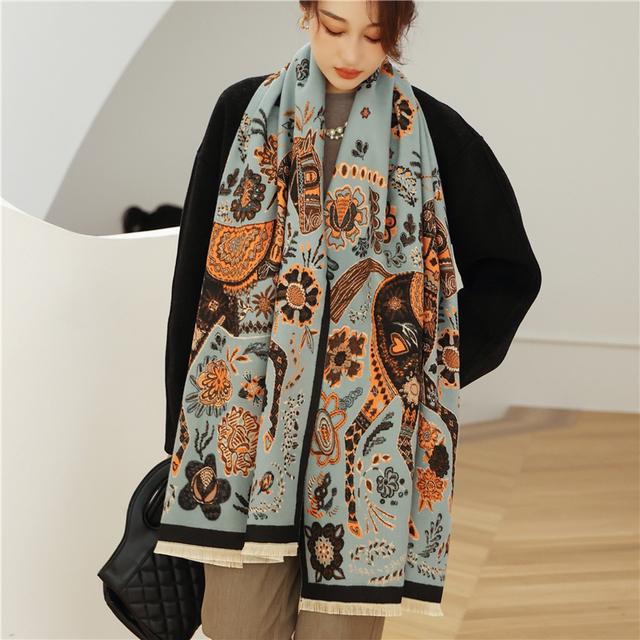 Luxusní kašmírový šátek Zimní Dámské Šály Pašmína Teplá Deka Zábaly Dámská šátek Foulard Bandana Značka Silný potisk šátky