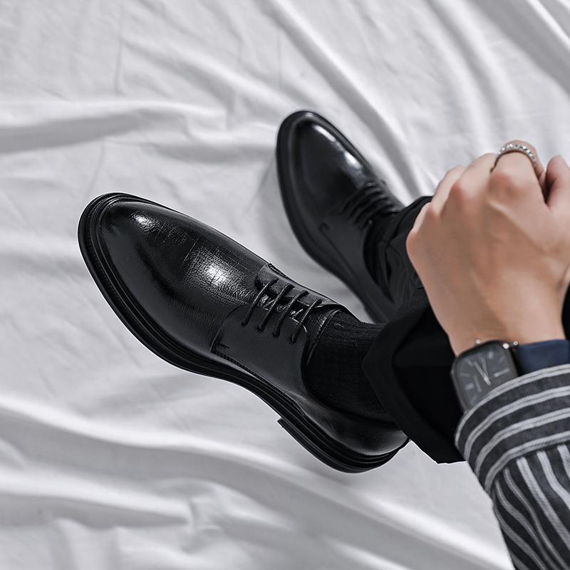 Fashion Men's Casual Shoes Oxfords Luxury 2024 Leather Fashion Business Shoes Men Lace-Up Male Comfortable Driving Shoe New Groom Shoes
