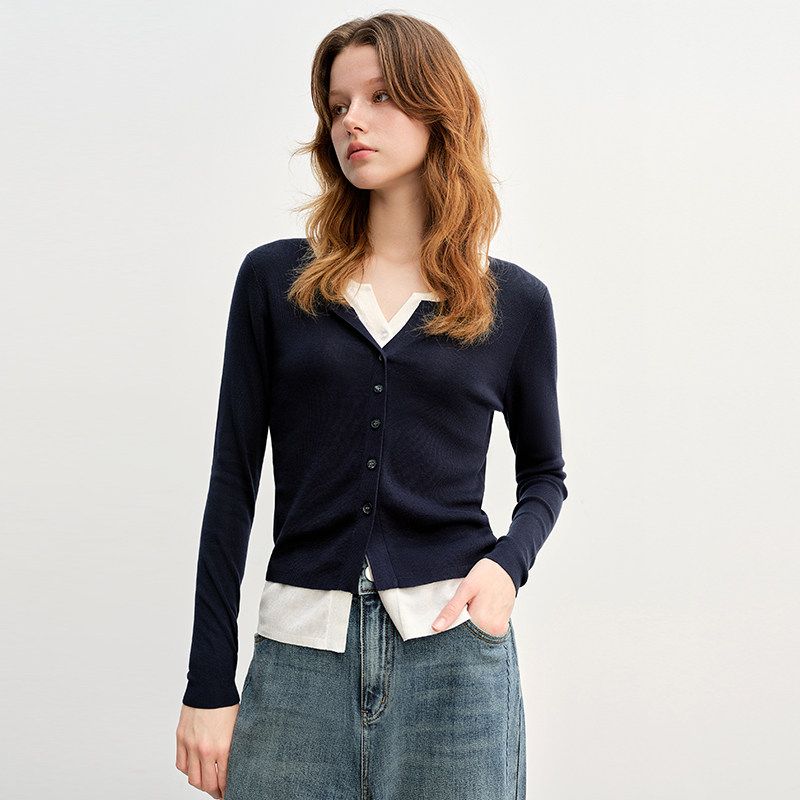 Large Size Women s Clothing, Fake Two-Piece, Contrasting Color Knitted Cardigan, 2026 Spring New Product, Commuter Style, Textured Inner Layer Top Navy blue US2