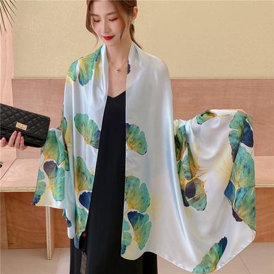 Modedruck Seidenschal Luxus Frühling Herbst Bandana Foulard Schal Reise Sonnenschutz Schals Wickeltuch für Mama Stola