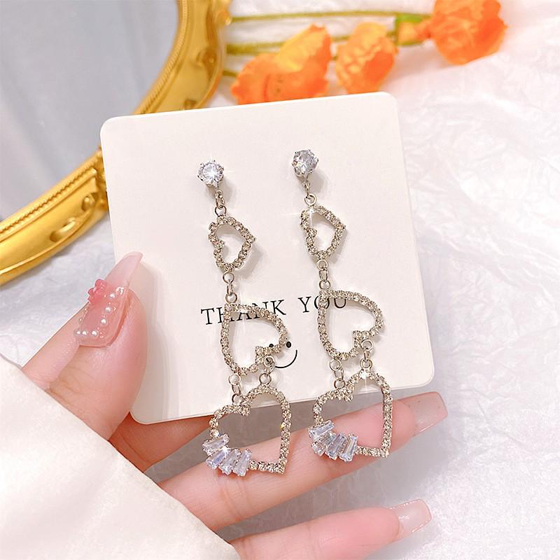 Pearl Long Tassel Earrings: High-End Luxury Design for Modern Socialites