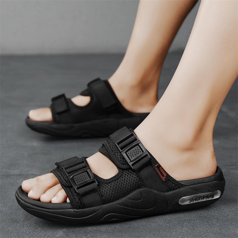 

Slippers 2025 new summer wear fashion cool slippers men s sports soft bottom beach trendy drag 44 чорний