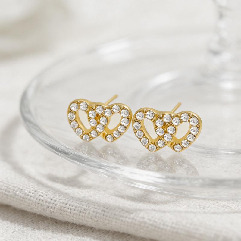 Love earrings, small and exquisite earrings, gentle and versatile temperament peach heart earrings, simple and full of diamond heart earrings золотой