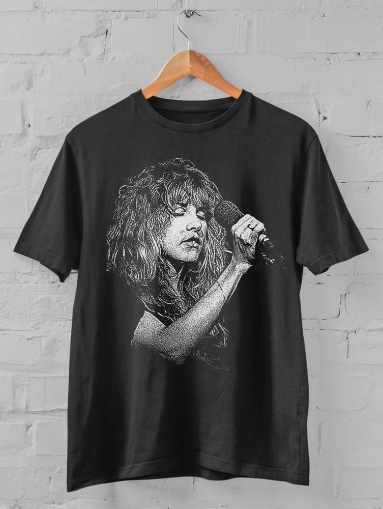 

Retro Stevie Nicks Graphic 90s Gift for Men Women T-Shirt Full Sizes S-5XL Unisex T-Shirt M