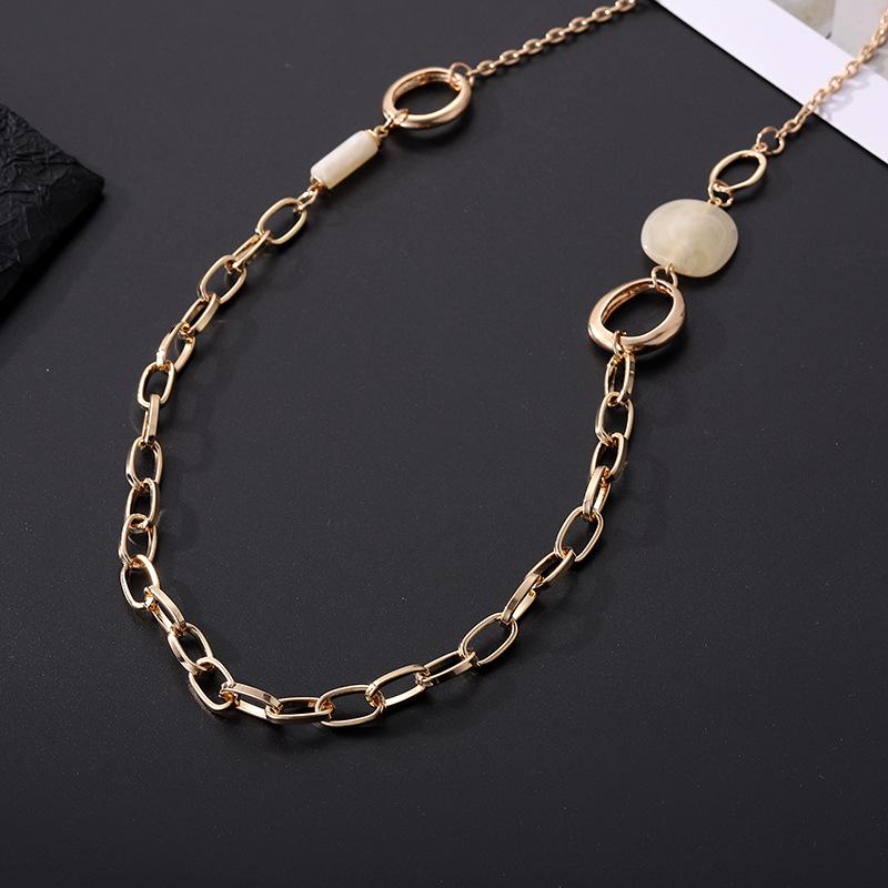 Women S Long Sweater Chain Versatile Geometric Fashion Simple Wind Metal Necklace