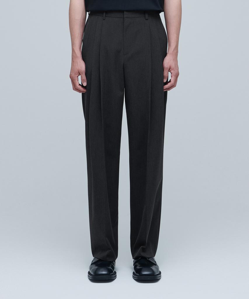 MUSINSA STANDARD Lightweight Three-Puck Semi-Balloon Slacks [Charcoal Gray]
