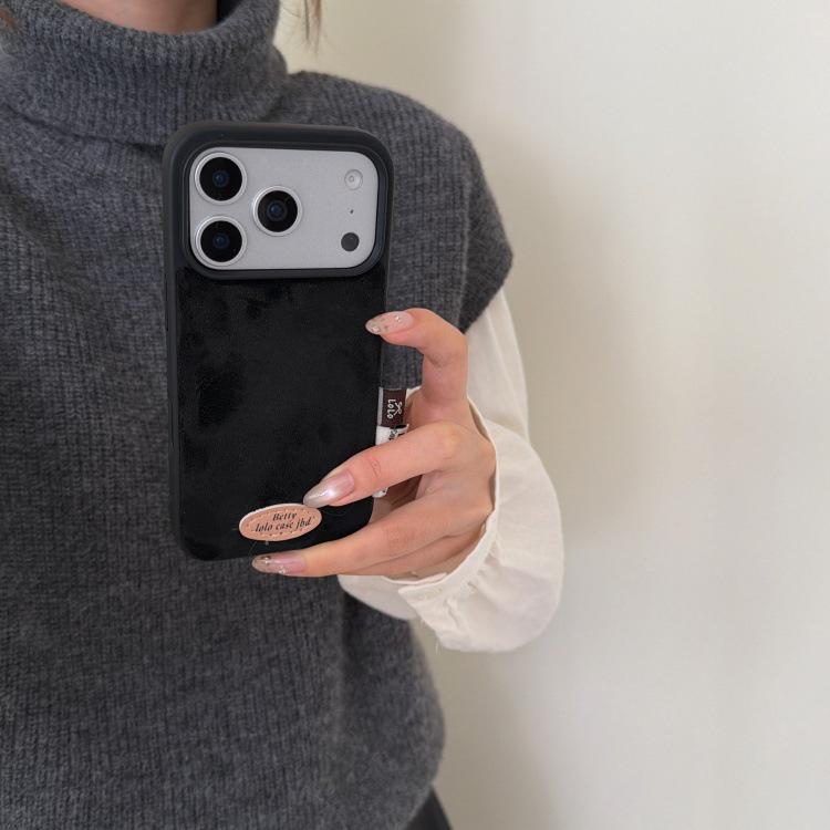 Autumn/Winter Retro Solid Suede Plush iPhone 17 Pro Max/16P/15/14 Case