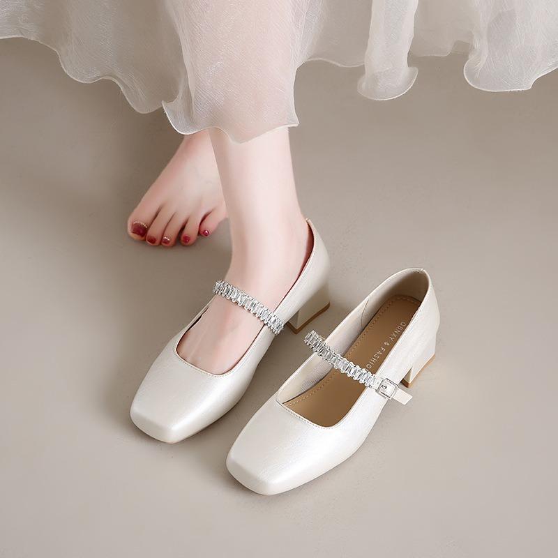 25 summer new temperament rhinestone single shoes square head retro Mary Jane shoes thick heel elegant with skirt