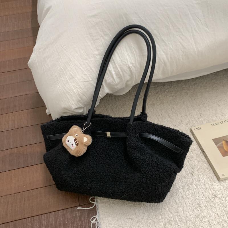 Winter Korean Version of Lamb Wool Handbag Large-capacity Plush Bag Women's Foreign Style Fashion Shoulder Underarm Bag Tote Bag
