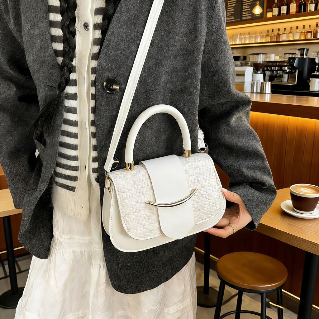Fashionable Woven Pattern Small Square Bag For Women, Versatile Handbag, Niche Shoulder Crossbody Saddle Bag
