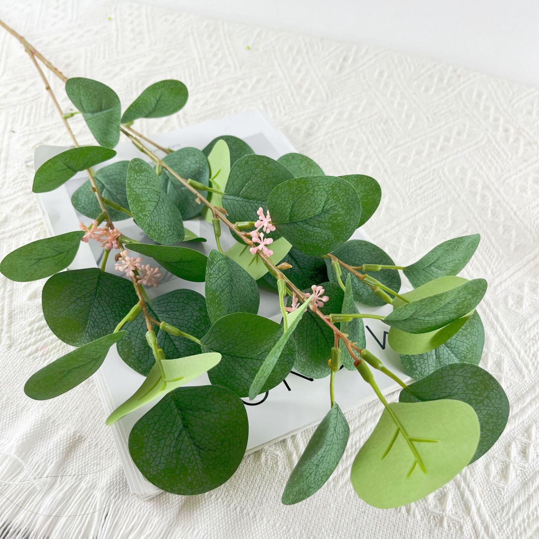 

20 шт. Прямые продажи Имитация Зеленого растения Одиночная ветка Шелкотрафаретная печать 3 вилки 42 сетка Эвкалипт Лист монеты Лист яблони Дом Уличный