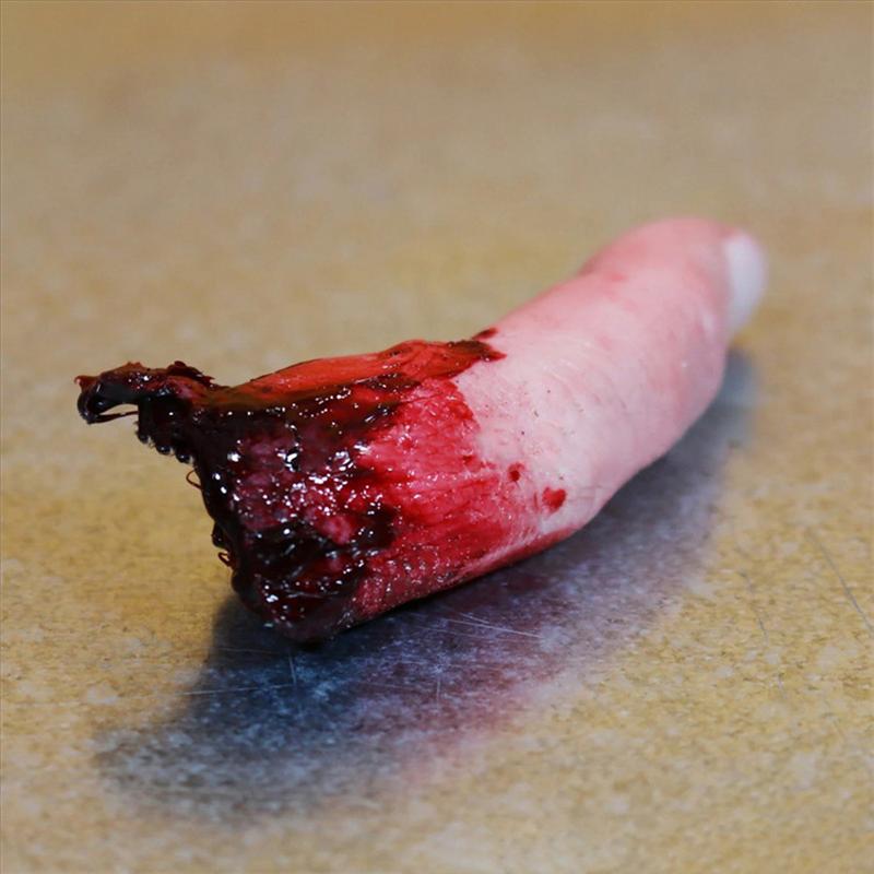 Halloween Horror Bloody Finger Prank Prop Bloody Severed Finger Realistic bloody severed finger scary props scary Fake Finger