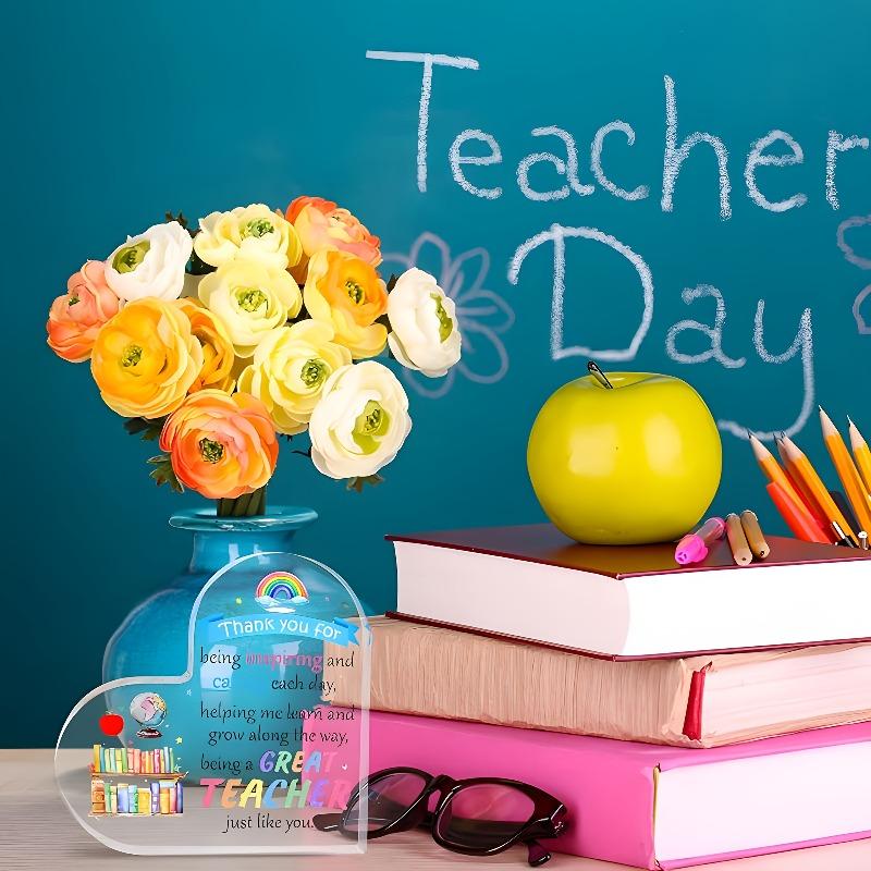 2D Flat, Heart-Shaped Teacher Appreciation Desktop Decoration, Teacher Retirement Gift, Suitable for wall decoration, porch, room, villa, accents Home