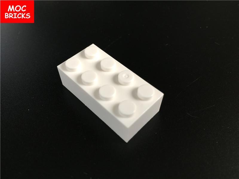 100pcs\lot MOC Bricks Colorful white red black Brick 2x4 3001 City Model Educational building blocks toys kids gift