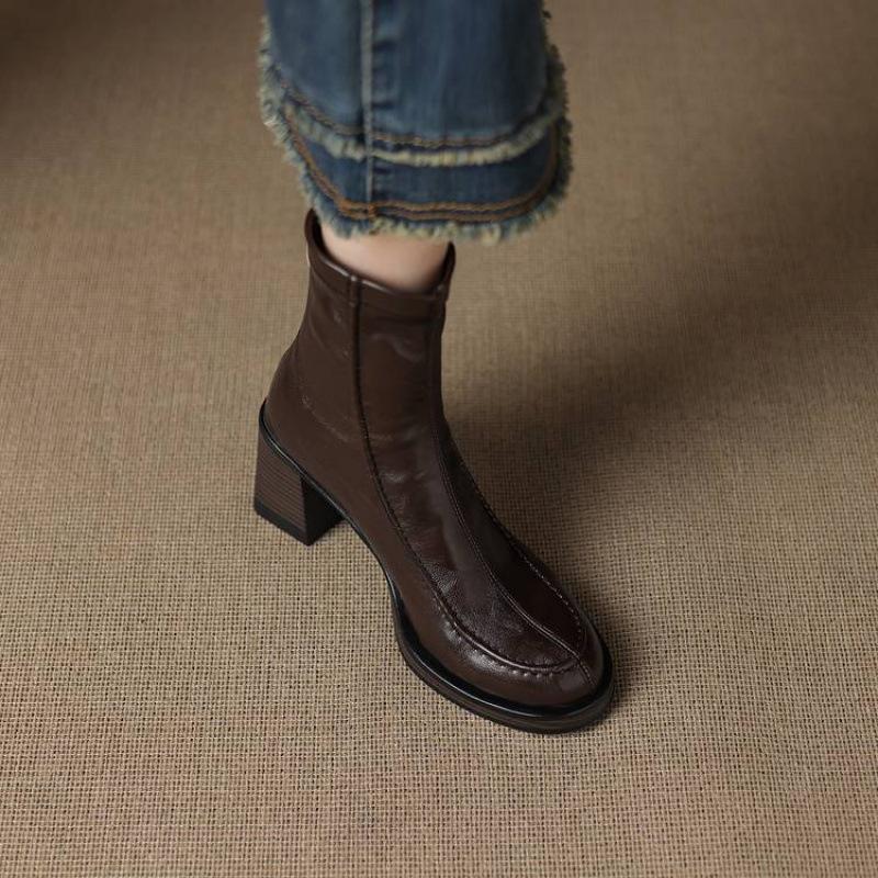 Nové dámské platformové kožené boty na vysokém podpatku jednobarevné nadměrné rytířské boty zadní zip podzim a zima kožené čtvercové a střední boty