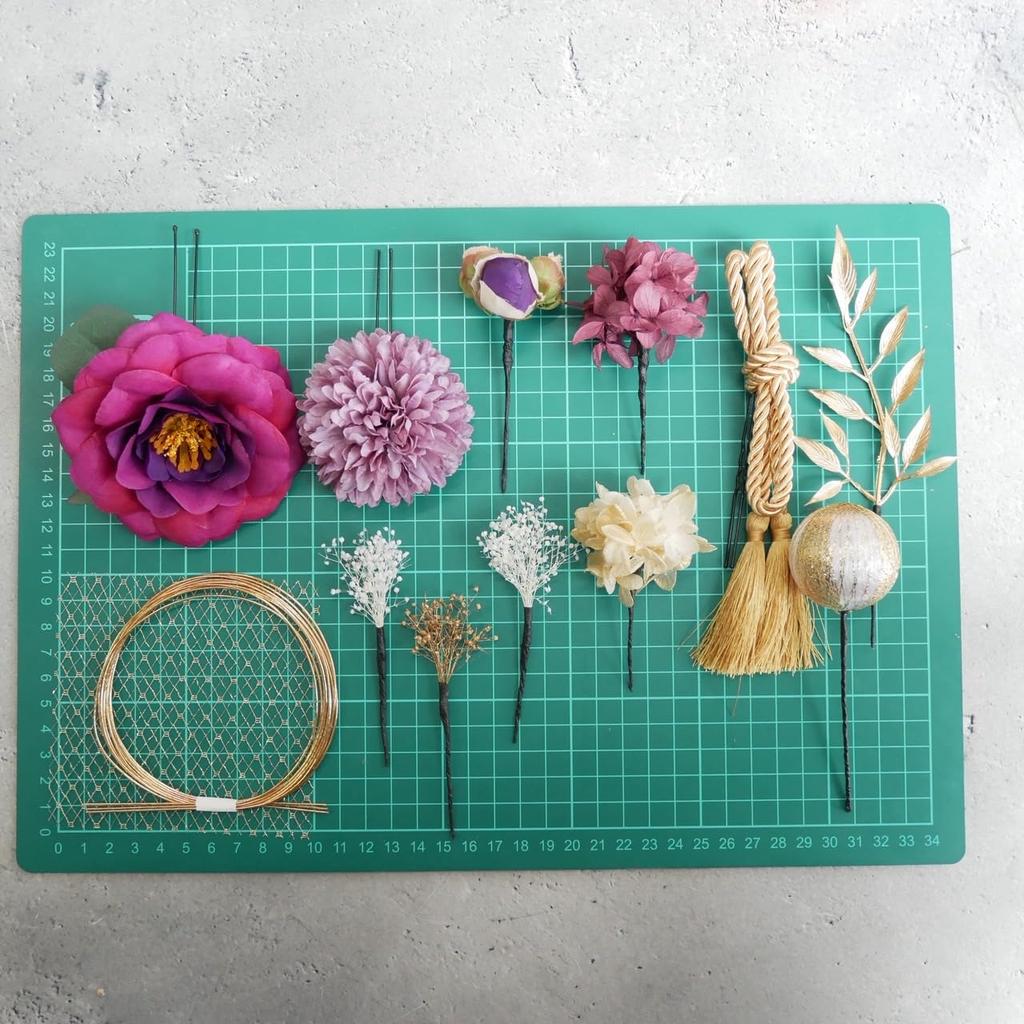 [Lomeri] Romeri [4 Colors Available] Camellia Hair Ornament, Dried Flower, for Coming-of-Age Ceremony, Graduation Ceremony, Wedding, Hakama (Purple)