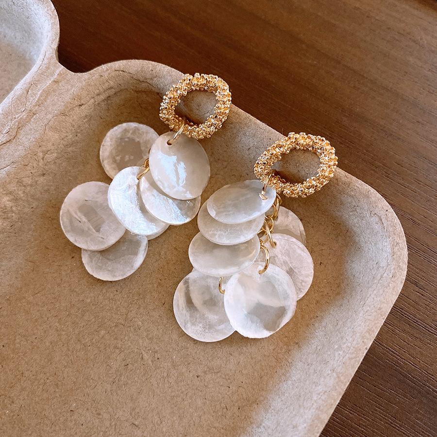 LATS Flower Pearl Stud Earrings Korea Elegant Temperament White Petal Earrings for Women Wedding Party Jewelry Gifts