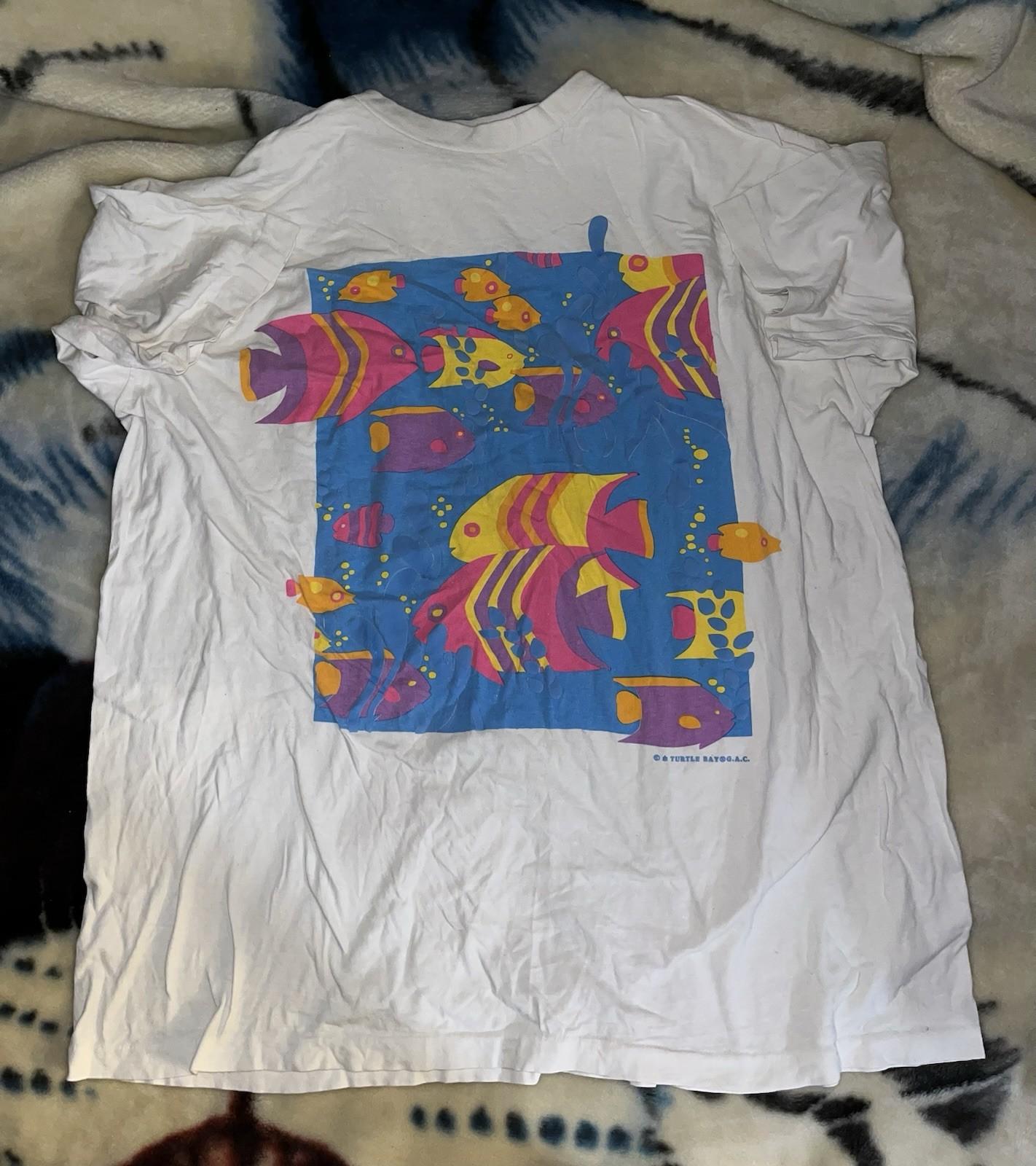 Vintage Single Stitch Fish Colorful Graphic Shirt S