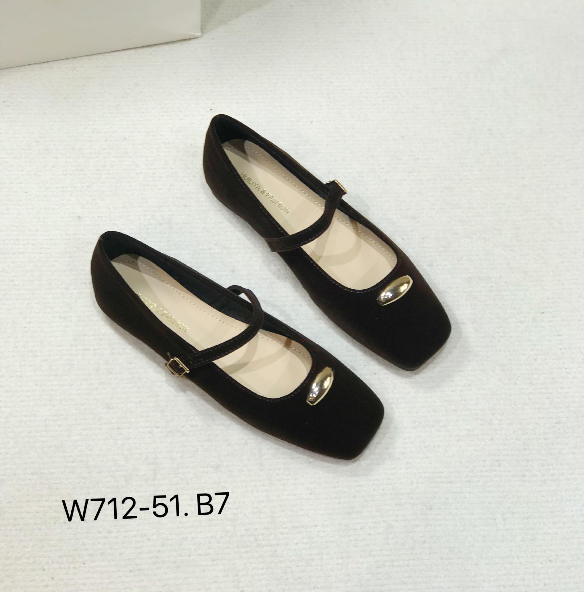 

W712-51 French Mary Jane women s shoes 2025 autumn and winter new four-season metal buckle with skirt single shoes 40 коричневый